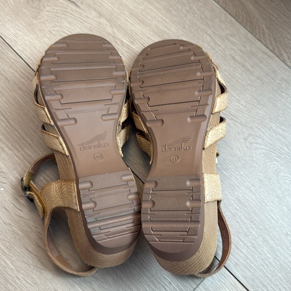 Dansko sandals 9.5 nude tan leather Tinley strappy clogs boho comfort - Picture 7 of 8
